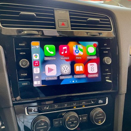 Volkswagen Apple CarPlay and Android Auto